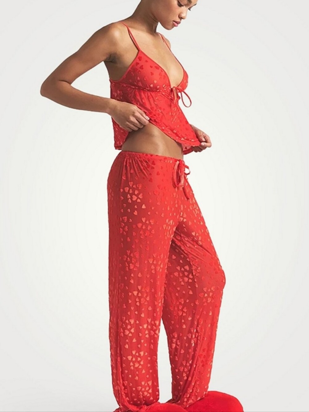 SKIMS Sheer Velvet Heart Cami And Pant Set - Picture 16 of 16